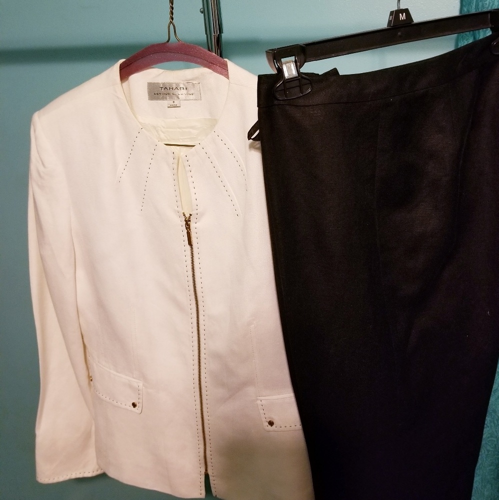 Women's linen suit